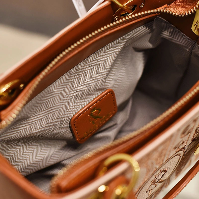 Fashion PU Leather Women Chains Handbag Golden Color Chain Shoulder Bag Lady Purse Crossbody Shoulder Bag