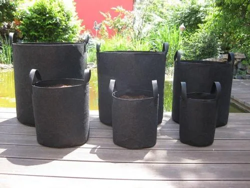 9 Pockets Vertical Grow Bags Garden Hanging Wall Planters Indoor/Outdoor Black